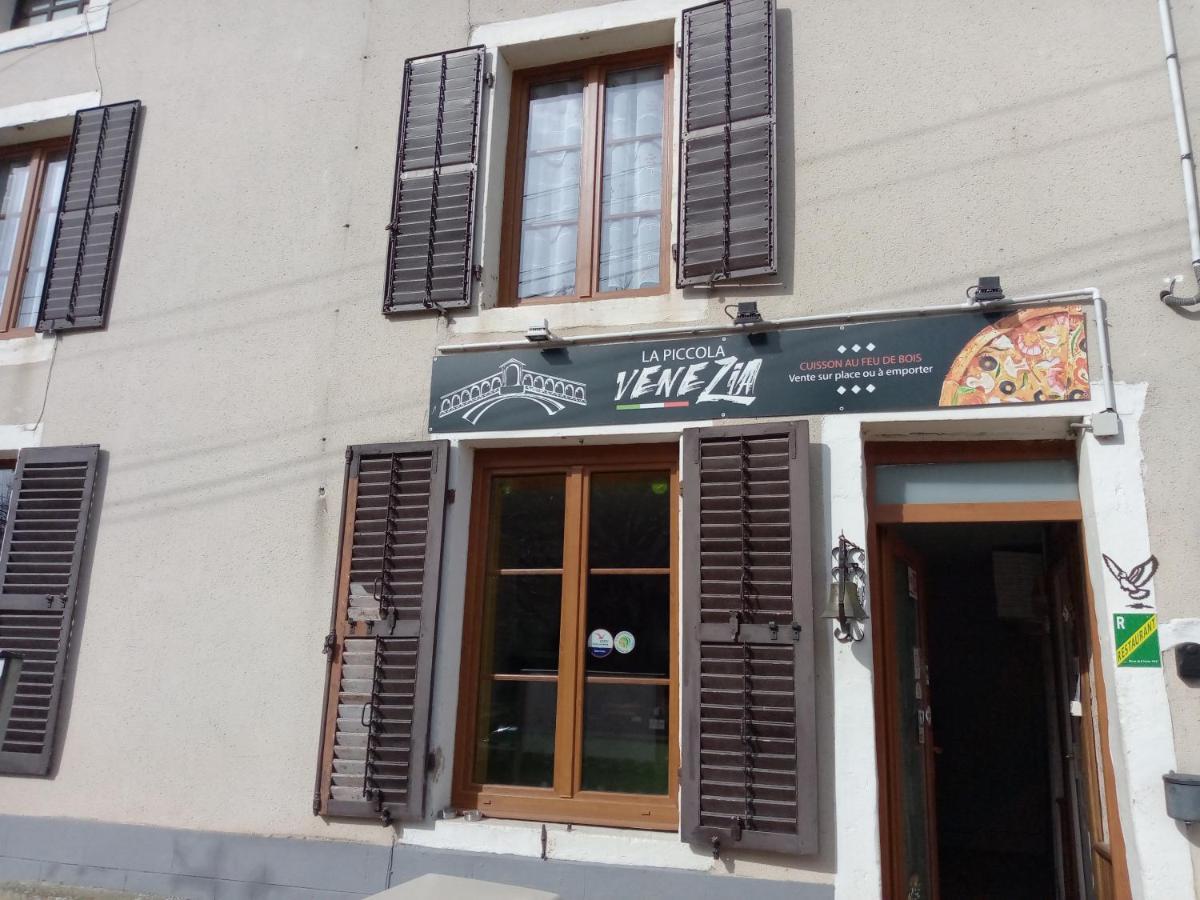 לינה וארוחת בוקר Vrécourt Jonquille Chic La Piccola Venezia מראה חיצוני תמונה
